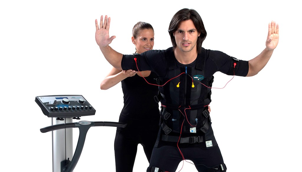 EMS Training – Kurze Trainingseinheiten, hoher Wirkungsgrad – schlank und stark mit&nbsp;Strom?