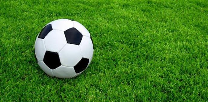 Die neue Trendsportart Fußballgolf kombiniert die Elemente von Fußball und&nbsp;Golf.