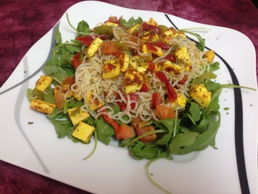 Dinner_Konjak-Nudeln mit gegrillten Halloumikäse