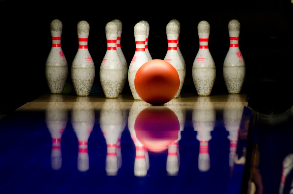 Herbst-Tipps: Coole Indoorsportarten –  Bowling – einfach mal ne ruhige Kugel&nbsp;schieben!