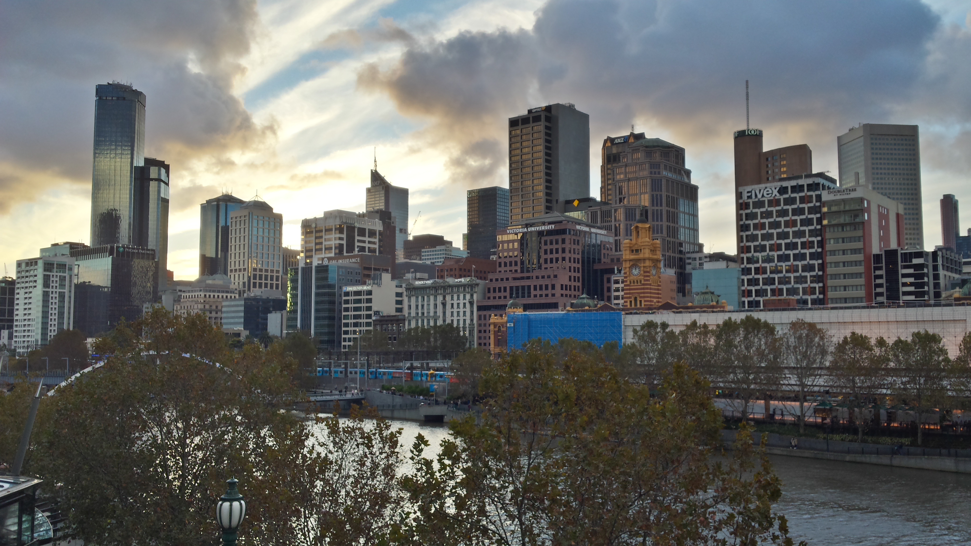 Sonnenuntergang am Yarra Fluss