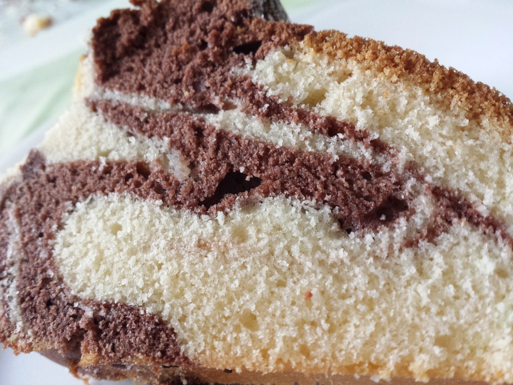 Bitte mehr davon →Fluffiger Low Carb&nbsp;Marmorkuchen!