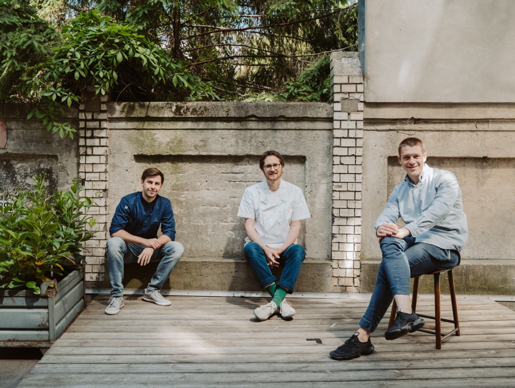 Berlin Stories: Restaurant eins44 engagiert Spitzenkoch Daniel Achilles als kreativen&nbsp;Partner