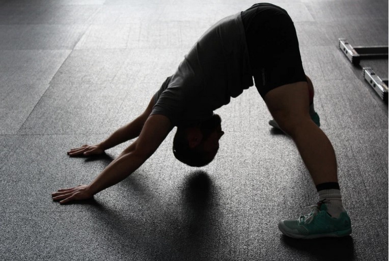 Dehnen & Stretchen: Sinn oder Unsinn? | by Daniele&nbsp;Biffi