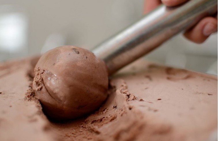 Food-Trends: Das ultimative vegane Schokoladeneis mit nur 3&nbsp;Zutaten!