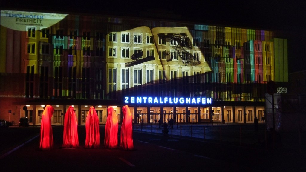 Weekend-Tipps: Die europaweite Ausstellung Diversity United ab 9. 6. – 9. 9. 2021 am Flughafen&nbsp;Tempelhof