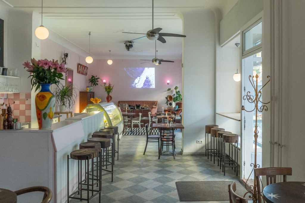 Berlin-Stories & Hot Tipps: Oyster Club Berlin lädt zum nachhaltigen Abenteuer: mehr Genuss, weniger&nbsp;Dekadenz